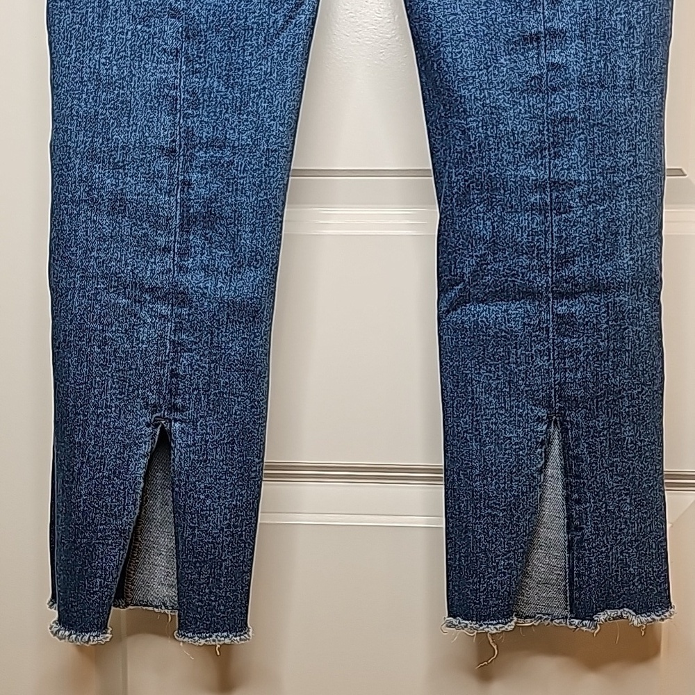Flying Monkey Blue Raw Hem Distressed Jeans - Size 25 - Picture 7 of 10
